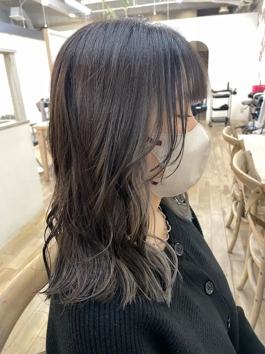ミディアム ミストバング ヘアカラー 玉邑 美菜のヘアスタイル