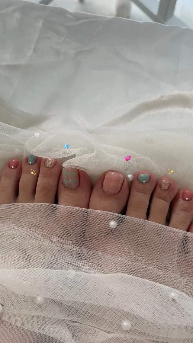 ネイル フットネイル monart ruunaのネイルデザイン