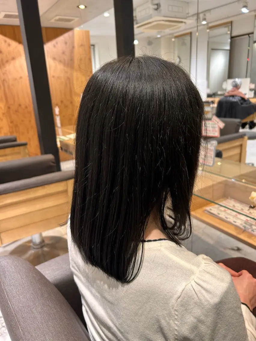 ミディアム 玉田 千智のヘアスタイル