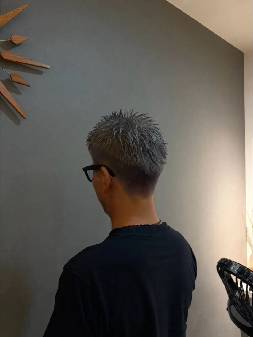 ショート ヘアカラー hair bonitaのヘアスタイル