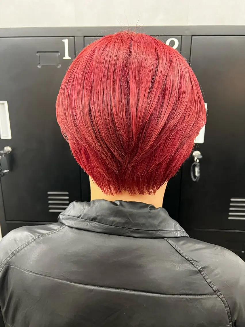 ショート カラー メンズ メンズブリーチ ブリーチ レッドカラー カット ヘアカラー 透明感カラー特化🫧 🦋栗原🦋のヘアスタイル