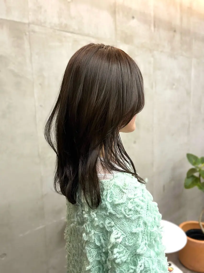 セミロング カラー 顔周りカット 韓国風ヘア 似合わせカット ヘアカラー 🤎𝐌𝐚𝐨⌇ お悩み解決美容師🤎のヘアスタイル