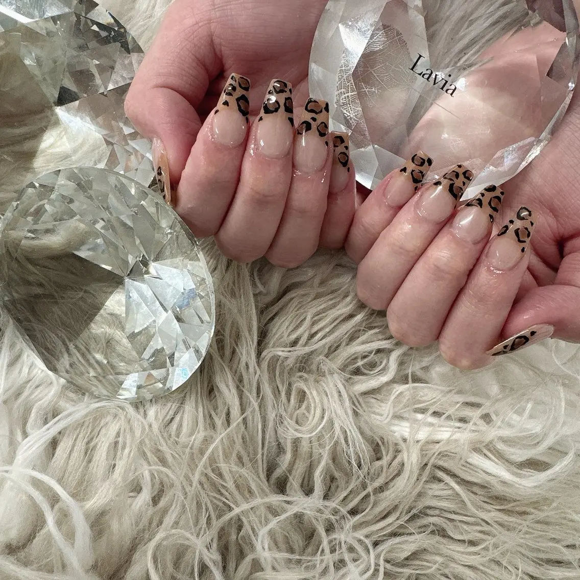 ネイル lavia🖤 ayumiのネイルデザイン