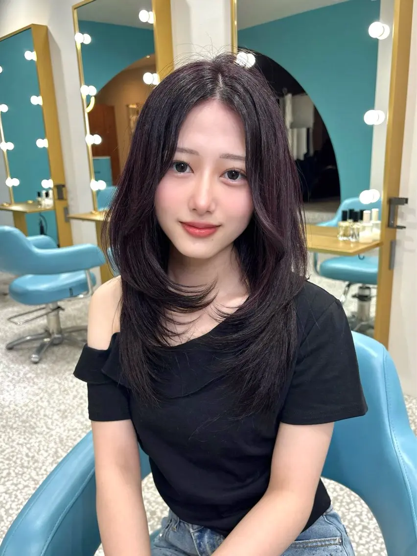 ロング 韓国風ヘア ヘアカラー 古上 心晴のヘアスタイル