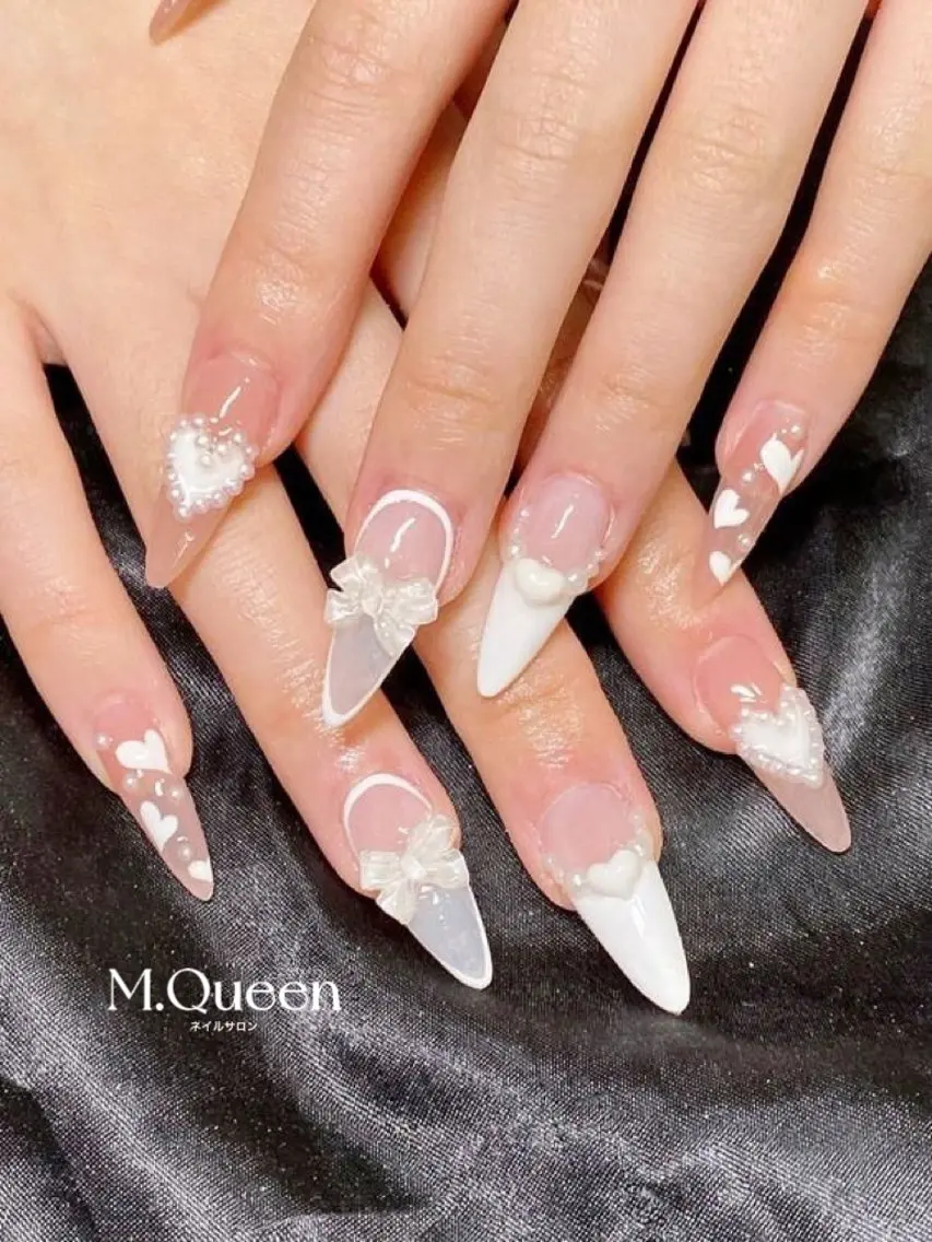 ネイル M.Queenネイル サロン天神今泉店のネイルデザイン