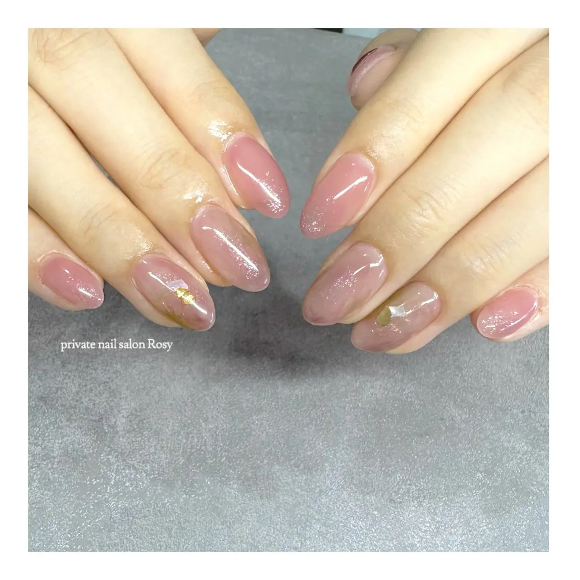 ネイル ラメ(グリッター) 🌹 𝕄𝕒𝕚のネイルデザイン