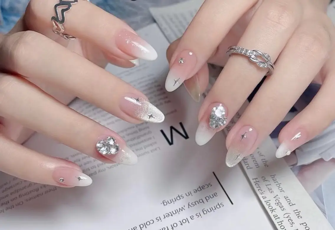 ネイル アートネイル チークネイル 長さ出し フットネイル ジェルネイル ハンドネイル ハンドケア For you. Nail Salonのネイルデザイン