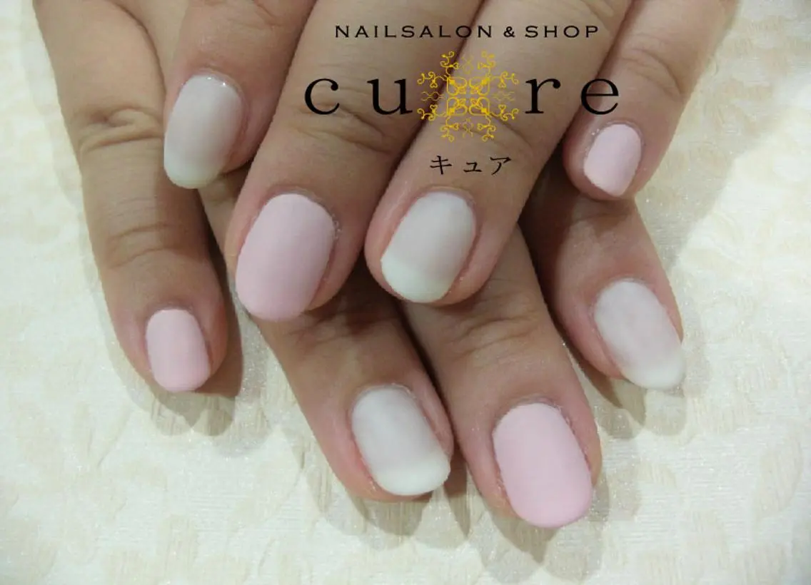 ミディアム ネイル マットネイル ネイルサロン Cureのネイルデザイン