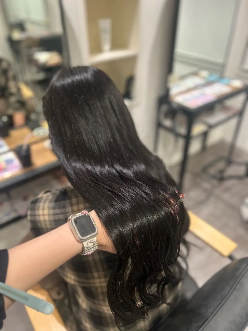 ロング カラー ヘアアレンジ 透明感カラー ダークグレー ダークグレージュ グレージュ ヘアカラー トリートメント cocotte 💟草間紫音💟のヘアスタイル