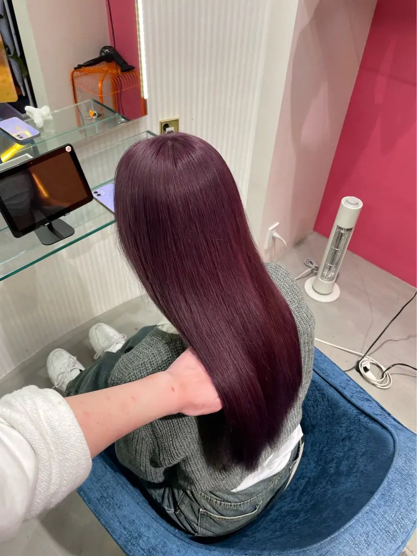 ロング 安井まゆ _Box mico.のヘアスタイル