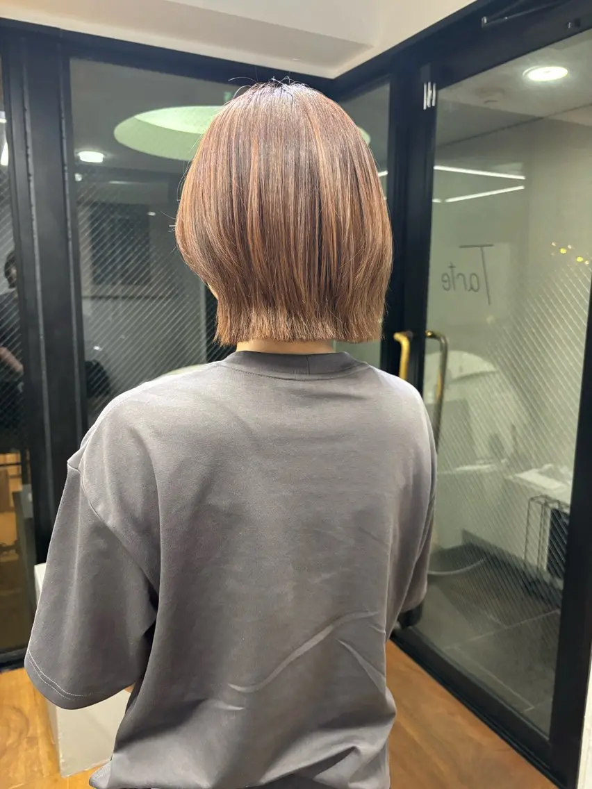ショート ボブレイヤー ボブ レイヤーカット 似合わせカット ツヤカラー/和田陽向のヘアスタイル
