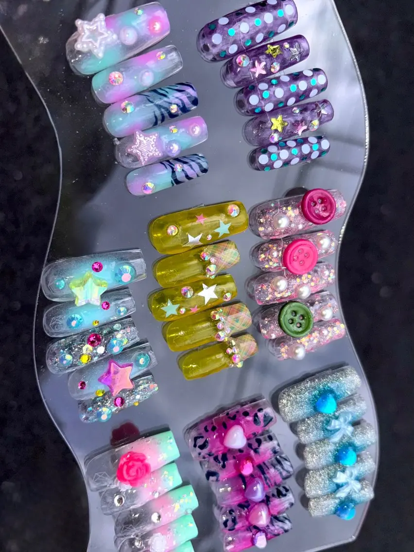 ネイル ハンドネイル PINS16✴︎ 原宿ネイリストumiのネイルデザイン