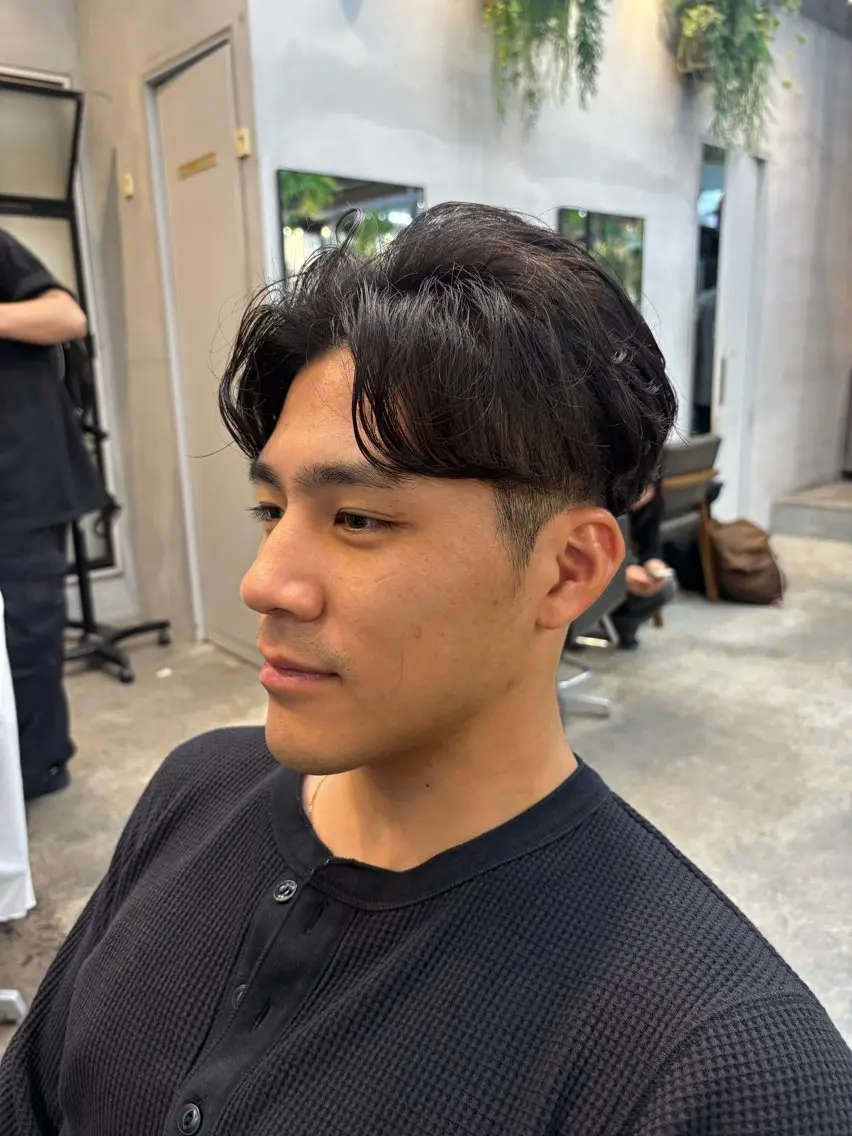 パーマ メンズ 刈り上げ カット 🕊️あやか レイヤー/メンズのヘアスタイル