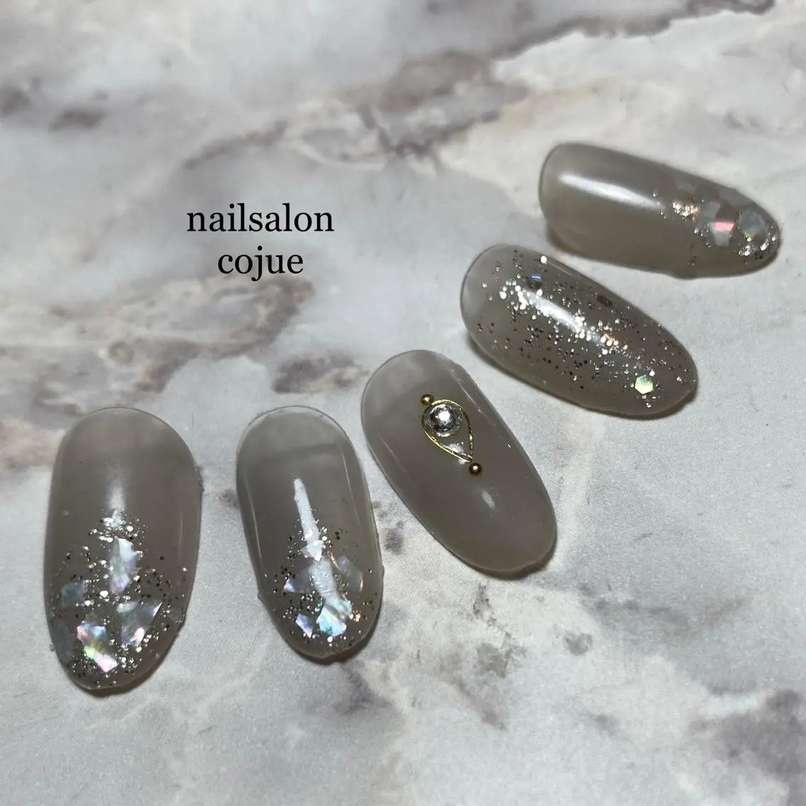 ネイル アートネイル ラメ(グリッター) オフィスネイル nailsalon cojue ERIのネイルデザイン