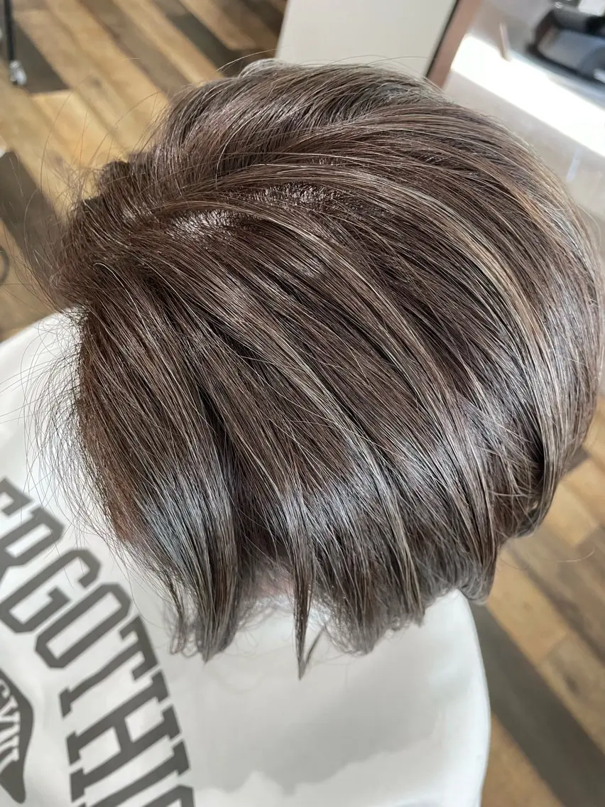 ショート カラー アッシュ ハイライトカラー ハイライト カット ヘアカラー トリートメント 白髪ぼかし ハイライト専門/大嶋のヘアスタイル