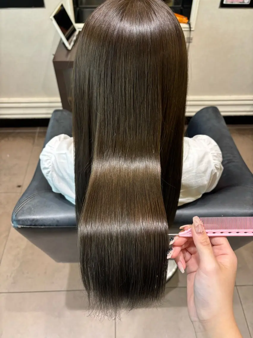 ロング カラー カット ヘアカラー トリートメント 艶カラー|束感マツエ ク|airi۫ ꣑ৎのヘアスタイル