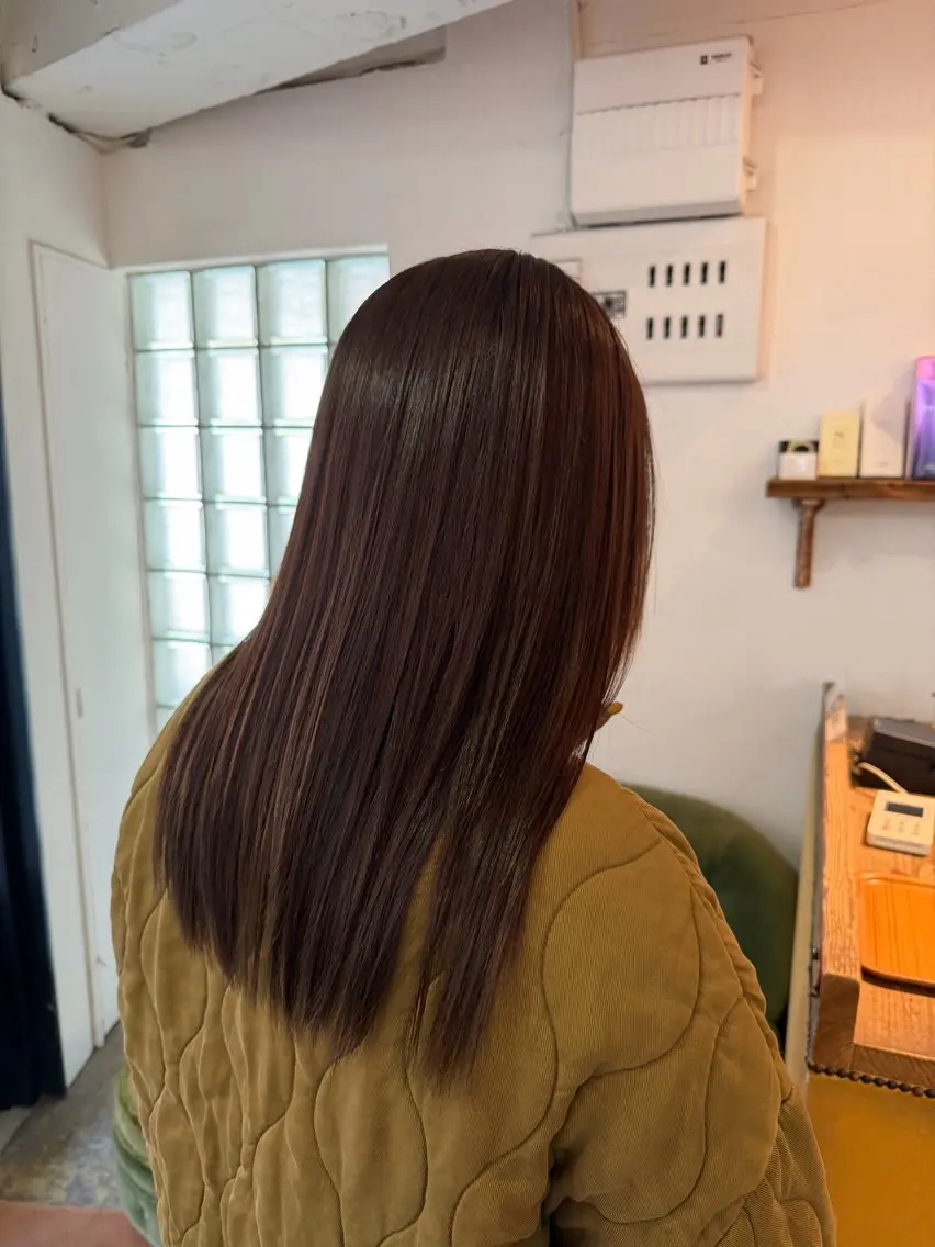 セミロング カラー 縮毛矯正 山崎 奈瑠のヘアスタイル