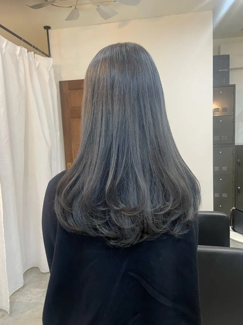 ミディアム レイヤーカット 顔周りカット 🎀サヤカ🎀のヘアスタイル