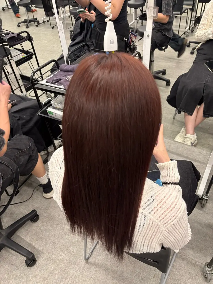 カラー 透明感カラー🫧 EMAのヘアスタイル