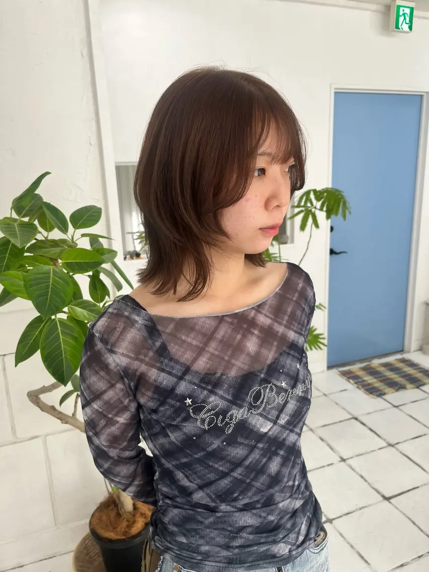 ミディアム カット ヘアカラー トリートメント 韓国ヘア🇰🇷 fuminaのヘアスタイル