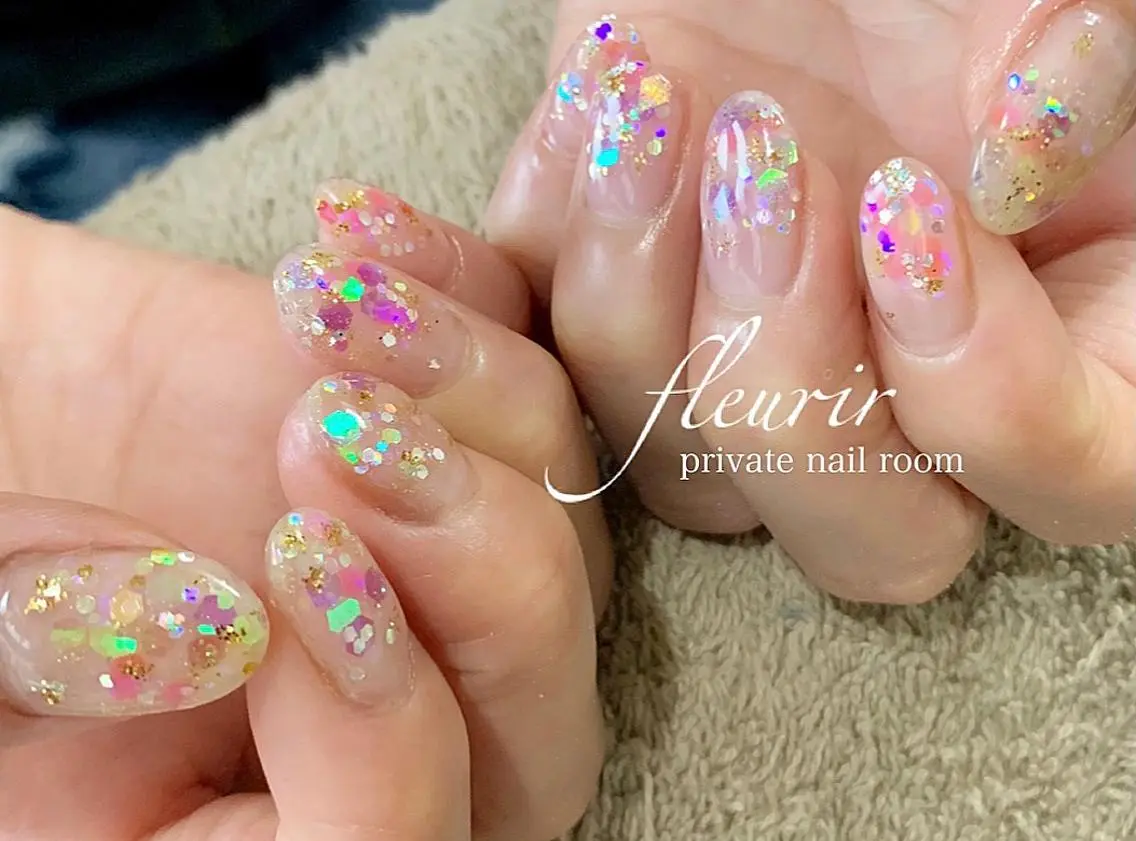 ネイル オーロラネイル クリアネイル ジェルネイル ゴールド ハードジェル フルリール 【プライベートサロンのネイルデザイン
