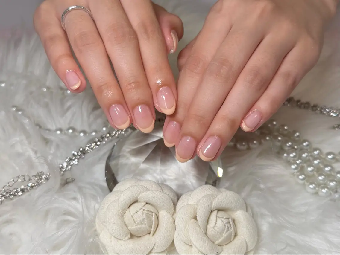 ネイル フラッシュネイル フレンチネイル ジェルネイル 韓国ネイル ロングネイル ハンドネイル nailsalon Refletのネイルデザイン