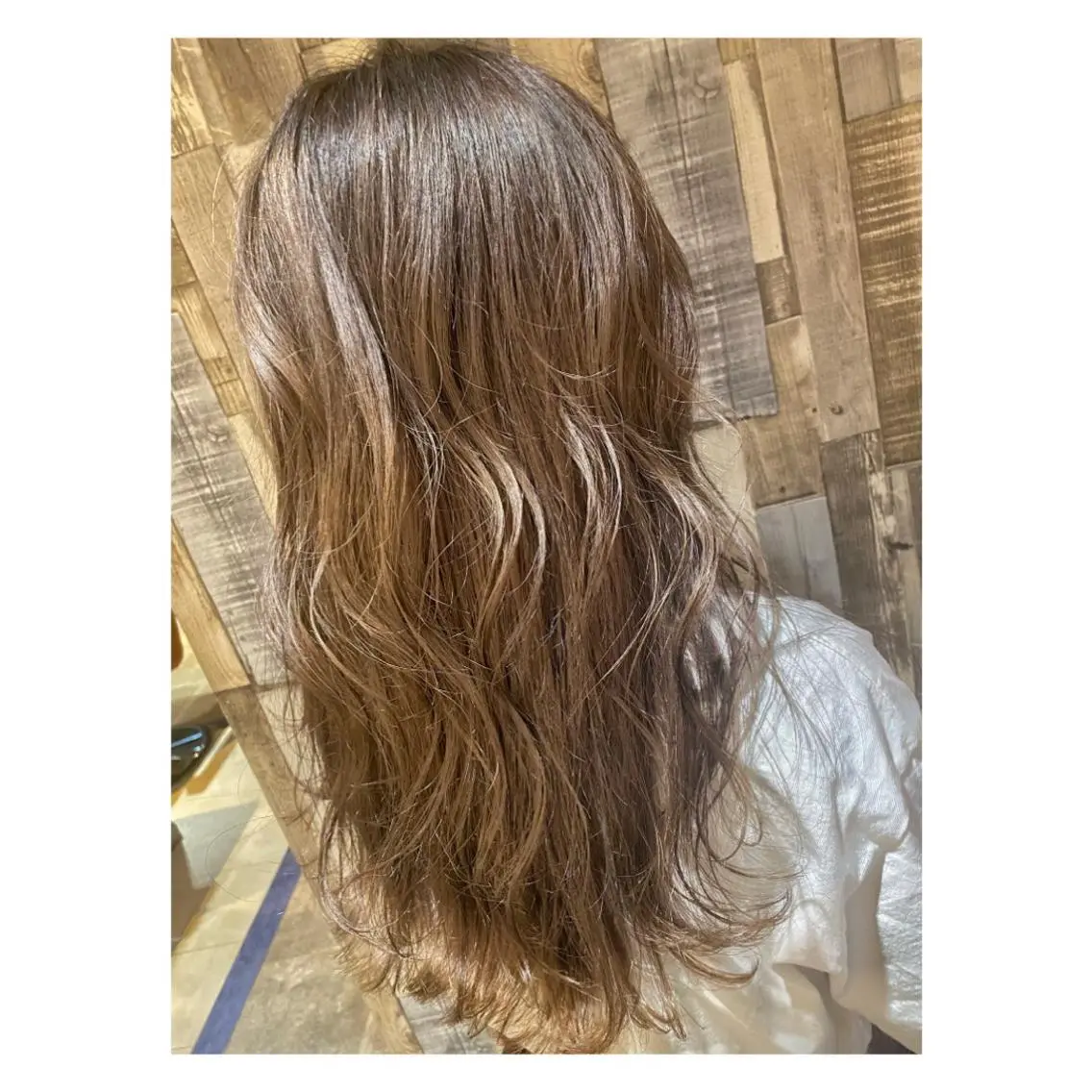 カラー カット ヘアカラー トリートメント 🩵盛れる顔周りヘア EMI🩵のヘアスタイル