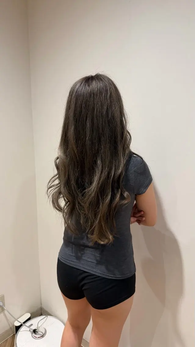 ロング カラー ヘアカラー トリートメント 小礒 幸輝のヘアスタイル