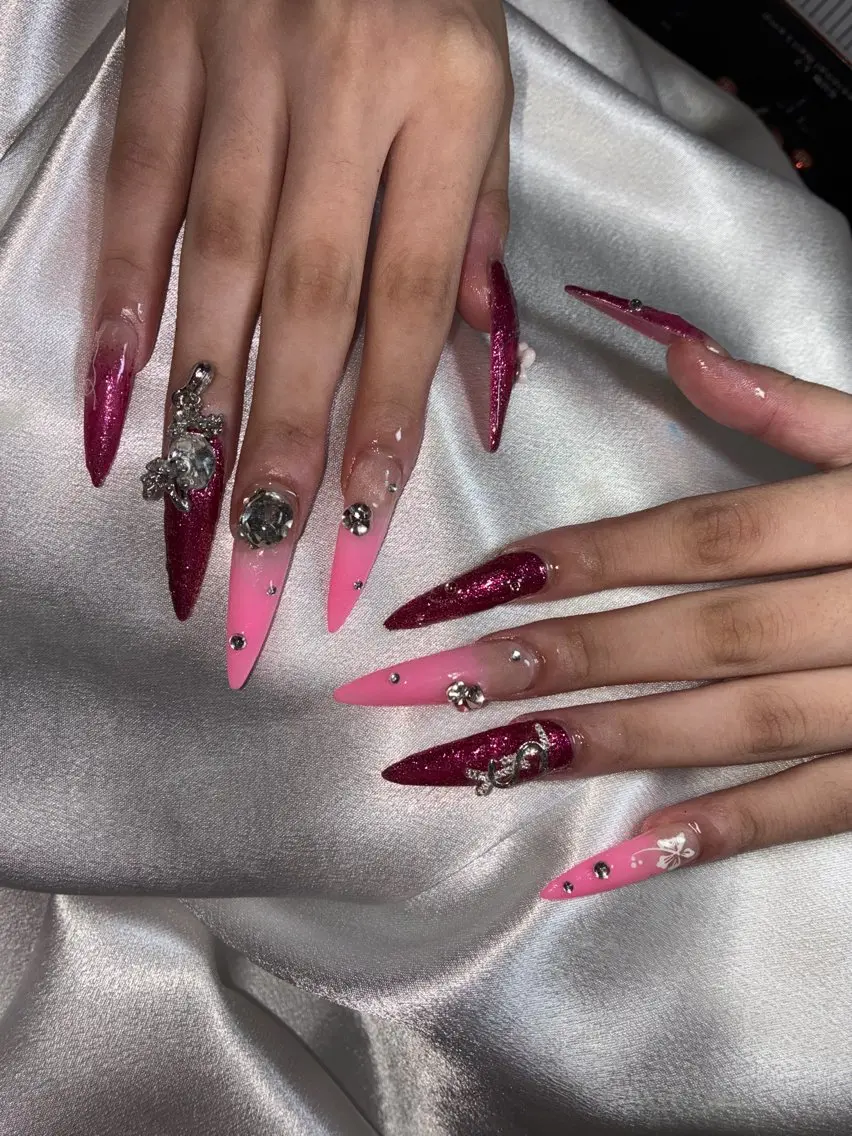 セミロング ハンドネイル YOKOSUKA NAILS💅✨のネイルデザイン
