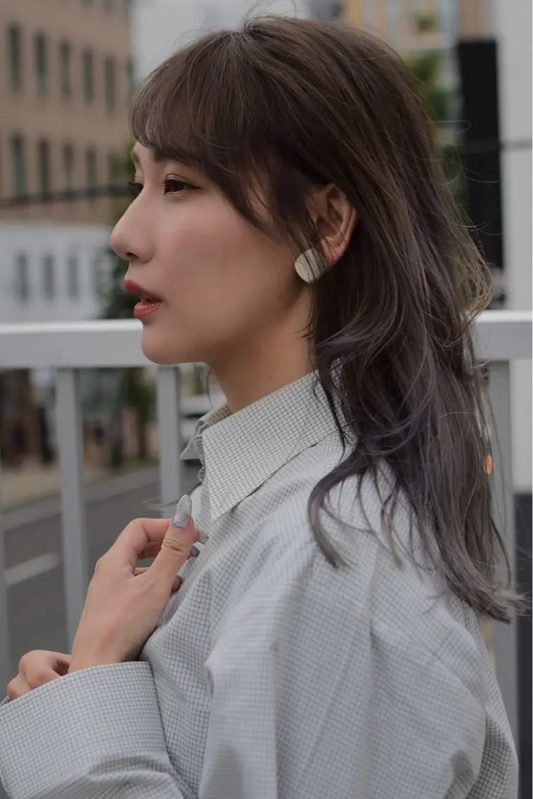 ロング カラー ベージュカラー ブリーチ 透明感カラー デザインカラー ダブルカラー カット ヘアカラー cana 札幌レイヤースタイルのヘアスタイル