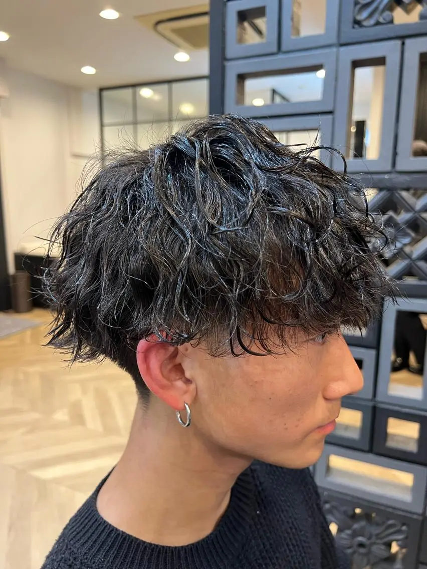 メンズ限定  波巻きパーマスタイルの写真