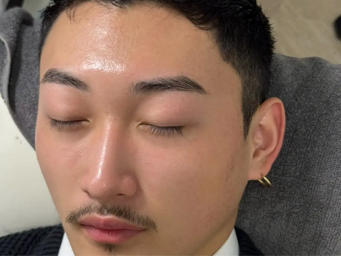 アイブロウ 鈴木 唯の眉毛・アイブロウイメージ