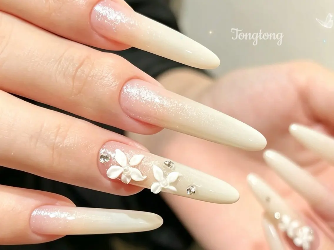 ネイル ハンドネイル Tongtong Nail Salonのネイルデザイン