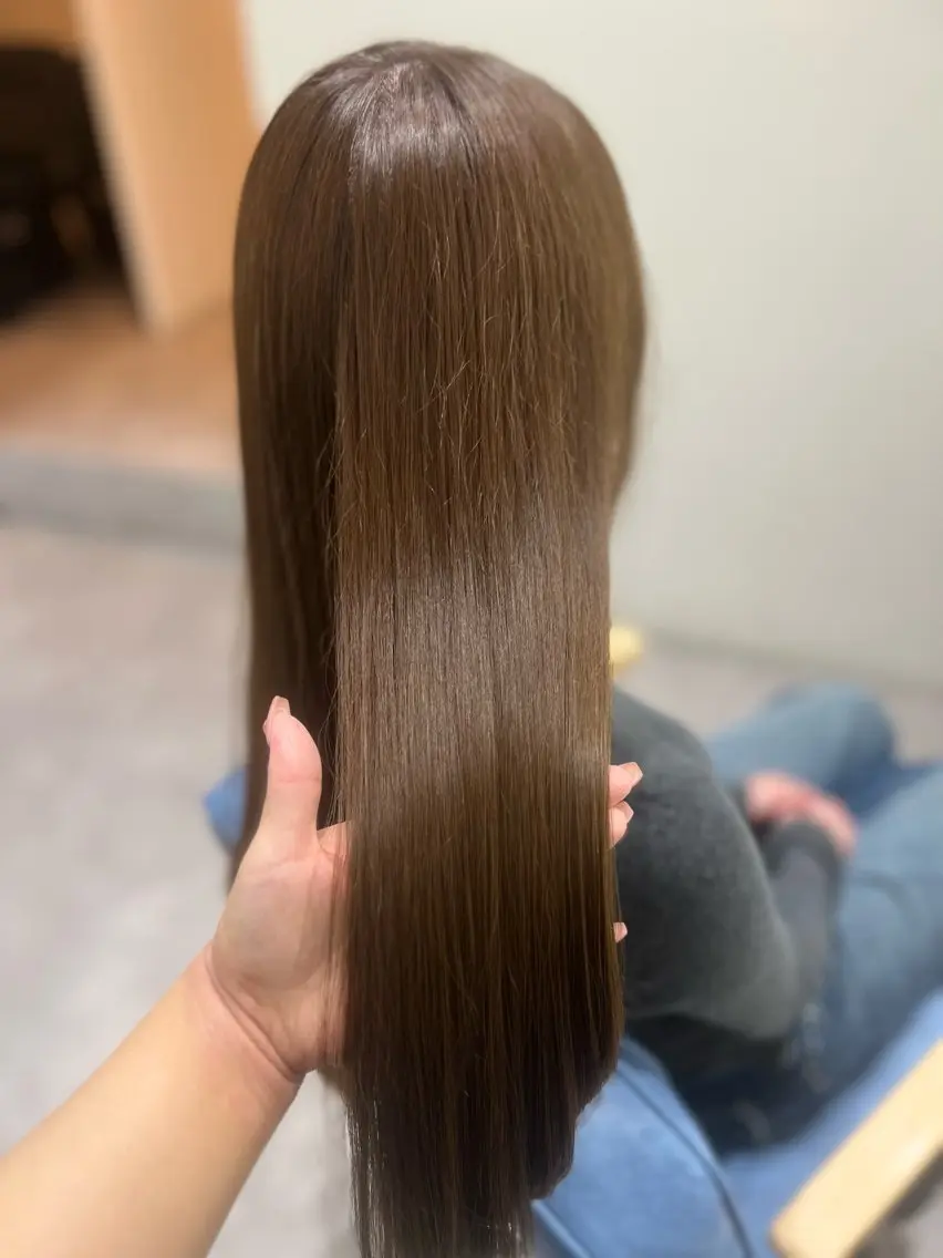 ロング SOYON AYAKAのヘアスタイル