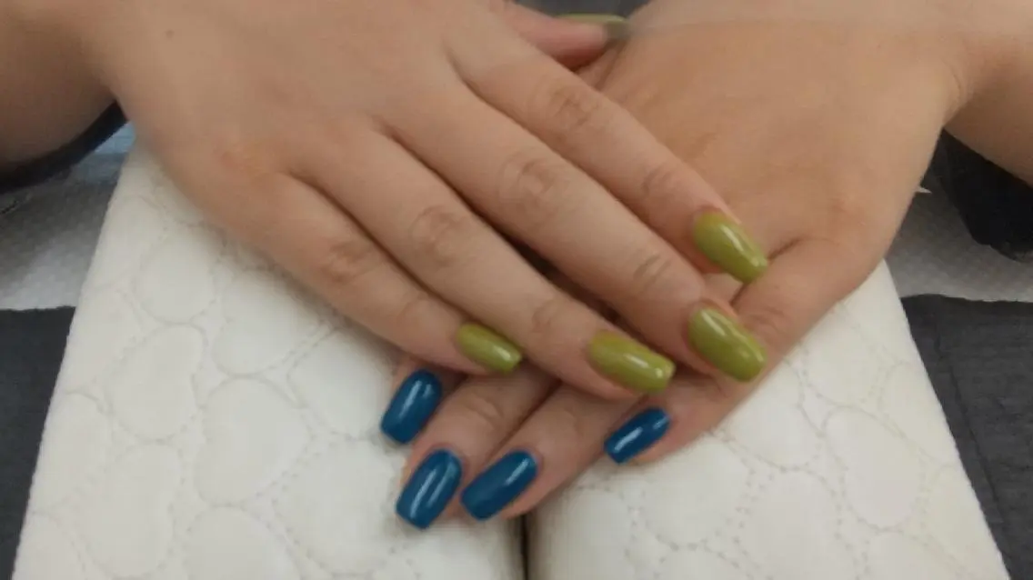 ネイル ブルー ピスタチオネイル haru  nailのネイルデザイン