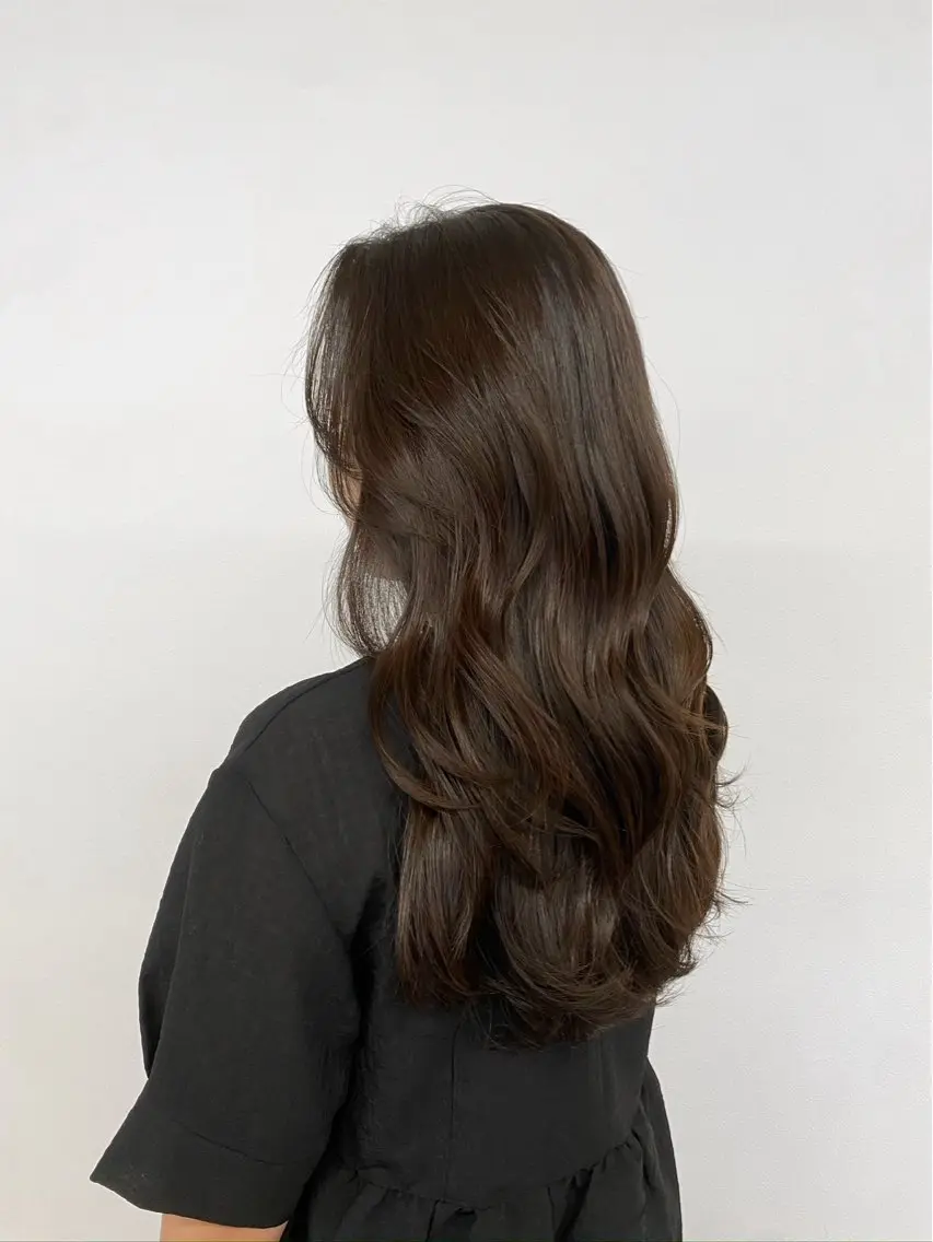 カラー 吉島 晴のヘアスタイル