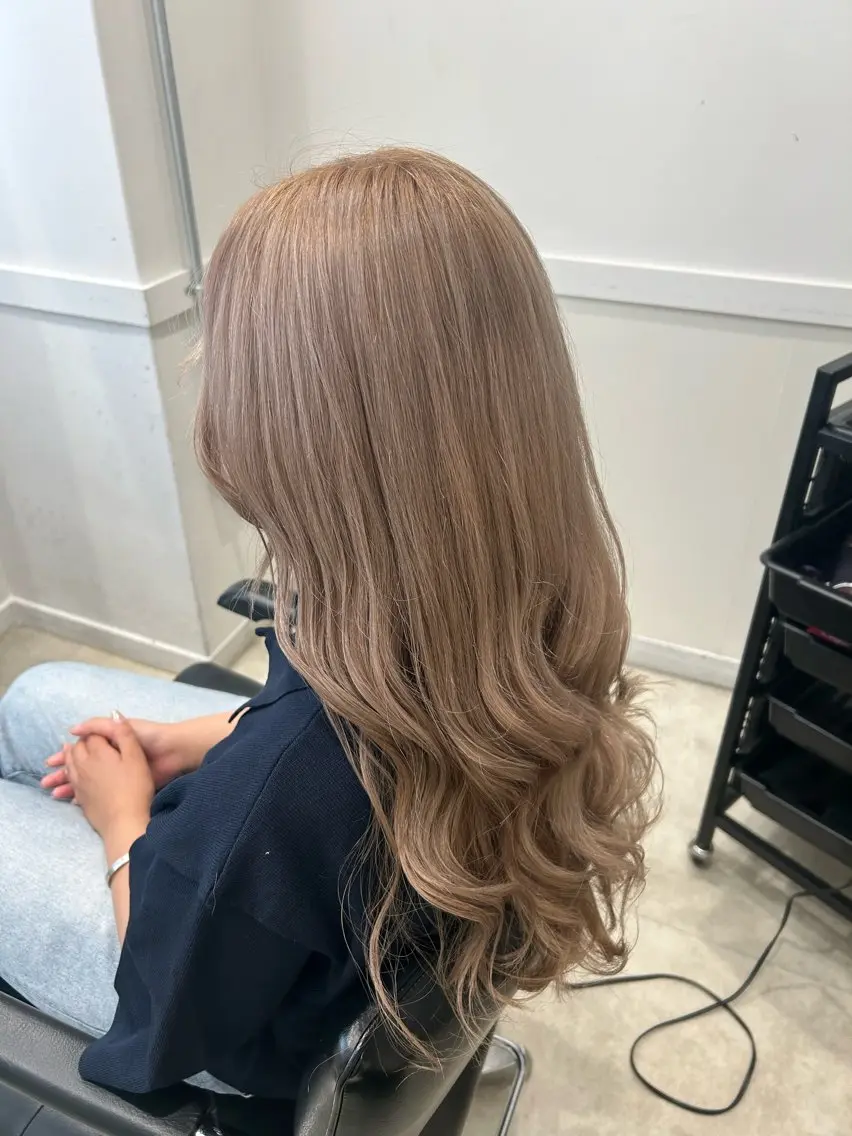 カラー 🌼透け感カラー 🌼Rinaのヘアスタイル