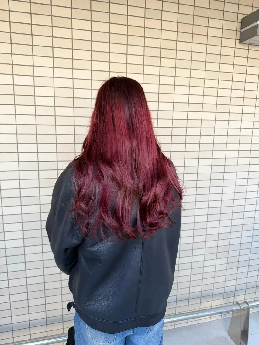 ロング カラー ヘアカラー 天野 利咲のヘアスタイル