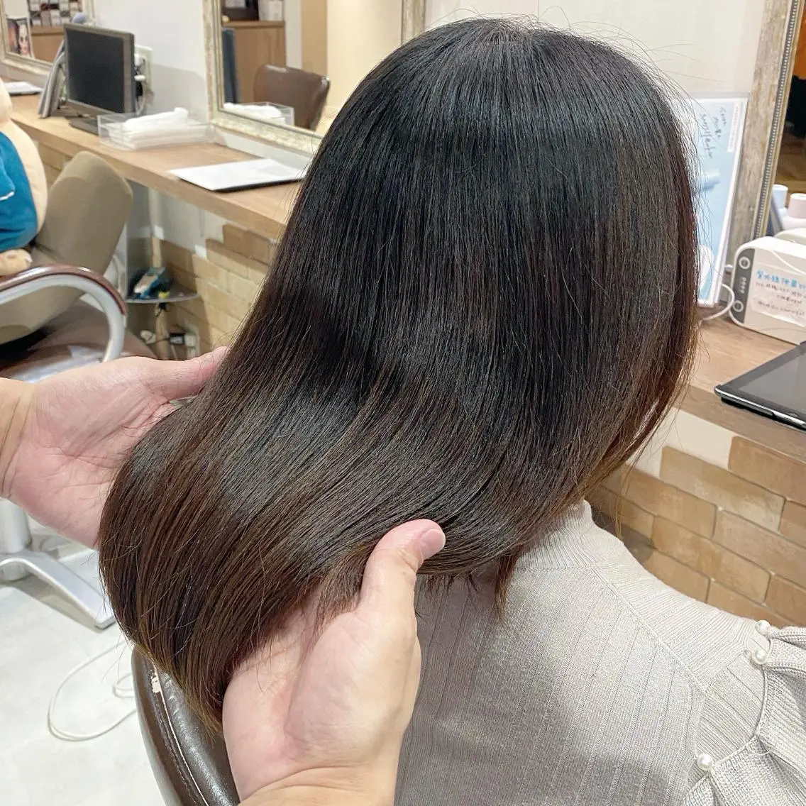 ミディアム 髪質改善 縮毛矯正 トリートメント 髪質改善特化 安東駿介のヘアスタイル