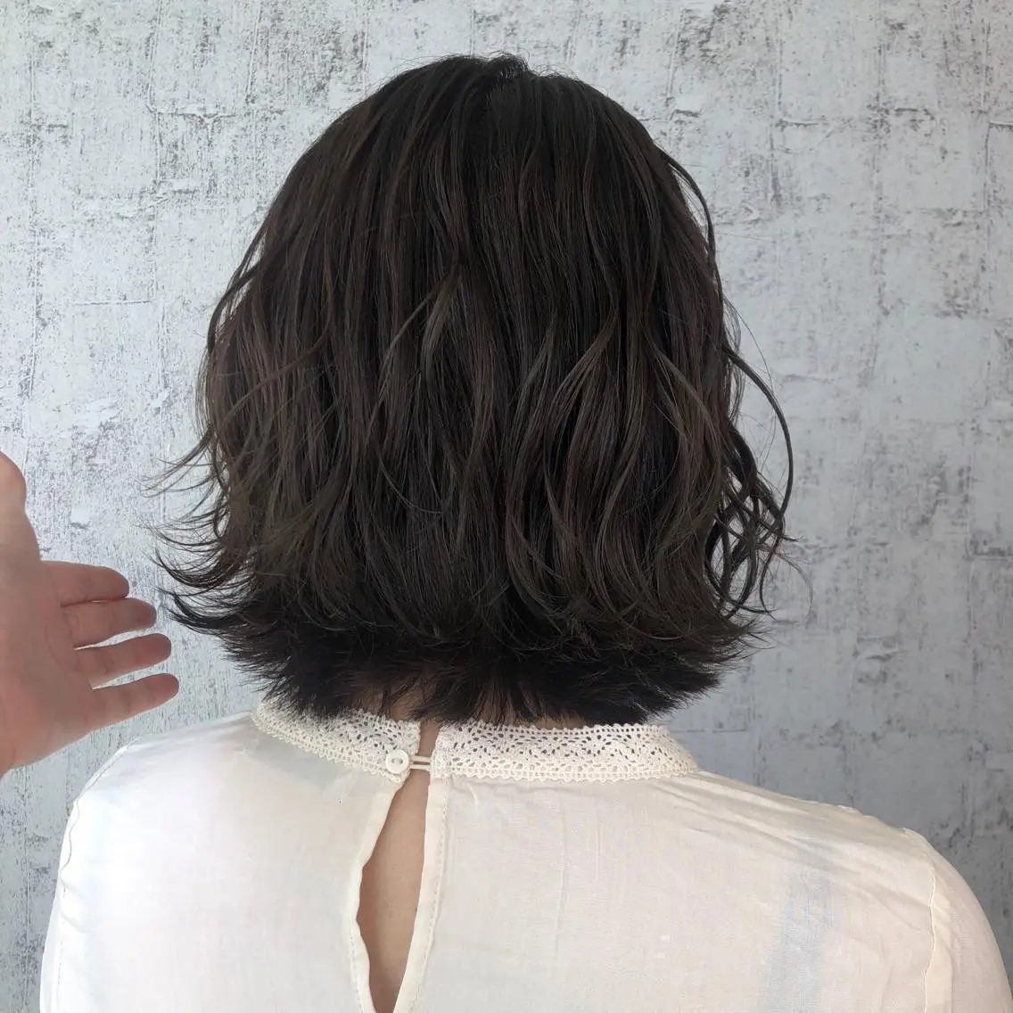 ミディアム カラー イルミナカラー スターダスト 小顔レイヤー/ ベージュ🤍Rieのヘアスタイル