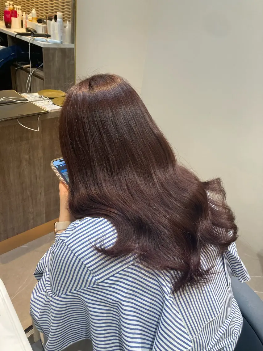 ロング カラー ヘアカラー ピンクカラー🎀 米津 美佑のヘアスタイル