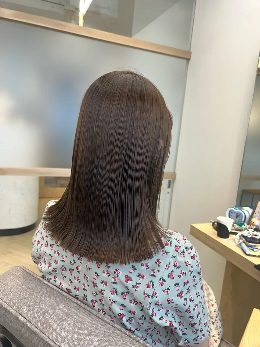 セミロング パープルカラー カット ヘアカラー トリートメント 🍀秋山 桃子🍀のヘアスタイル