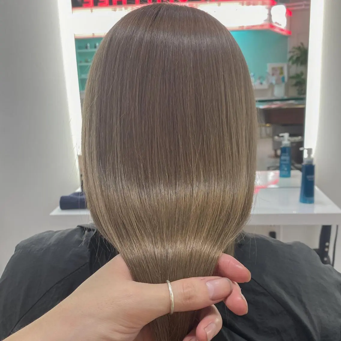 ロング カラー ベージュカラー ダブルカラー ミルクティーベージュ 外国人風カラー カット ヘアカラー トリートメント 海外デザイン🇺🇸 石渡諒太のヘアスタイル