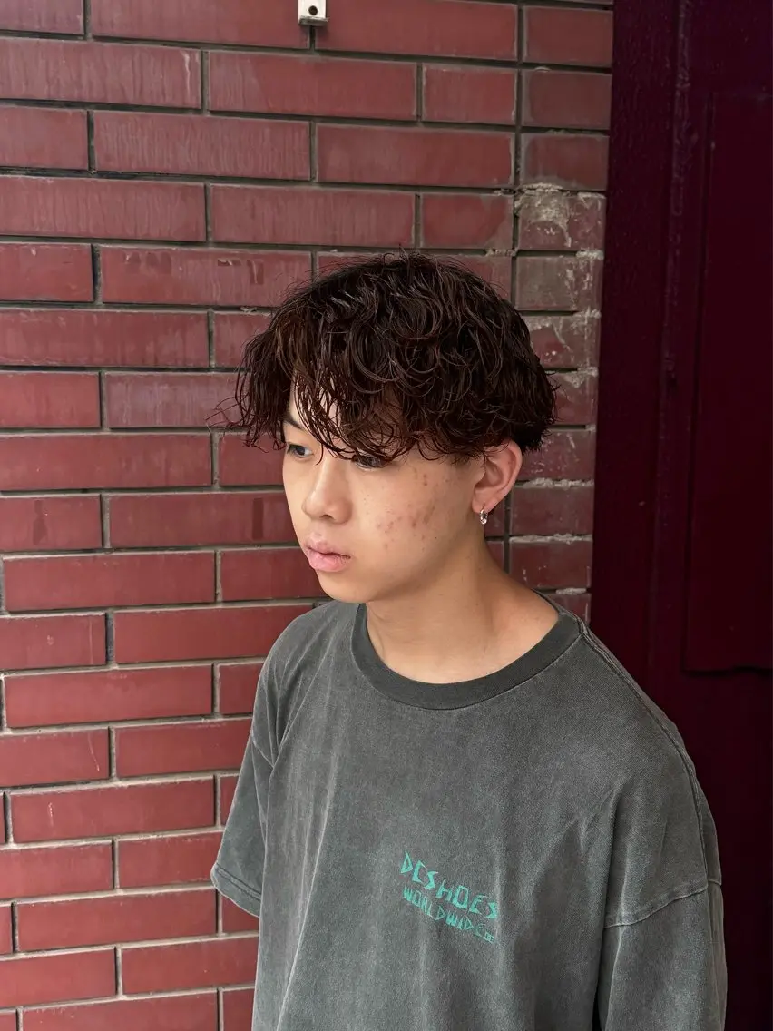 ショート パーマ メンズ メンズパーマ 波巻きパーマ 柏メンズカットパーマ NO.1タイチのヘアスタイル
