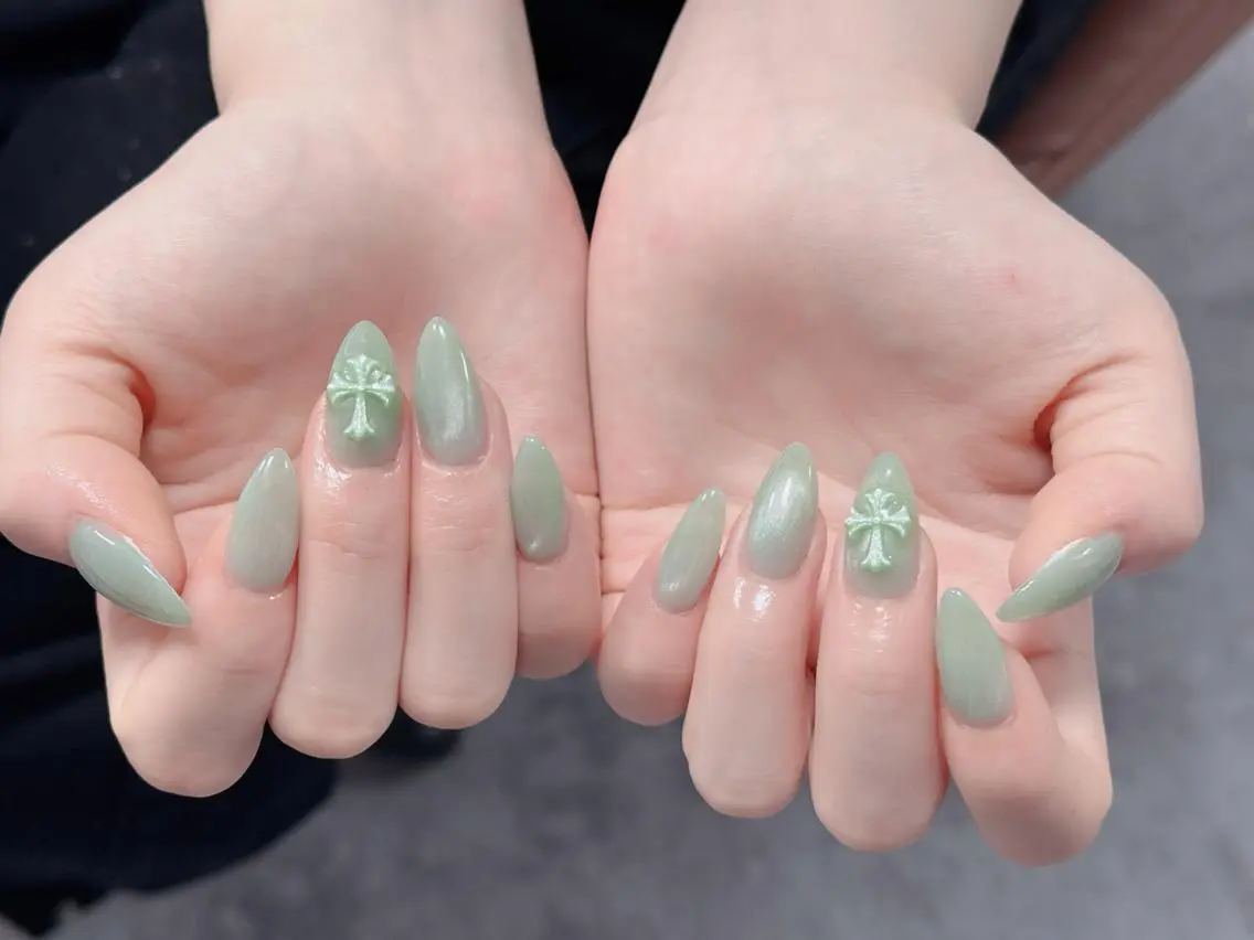 ネイル チークネイル フレンチネイル キラキラネイル 韓国ネイル マグネットネイル ハンドネイル neco H.babynailのネイルデザイン
