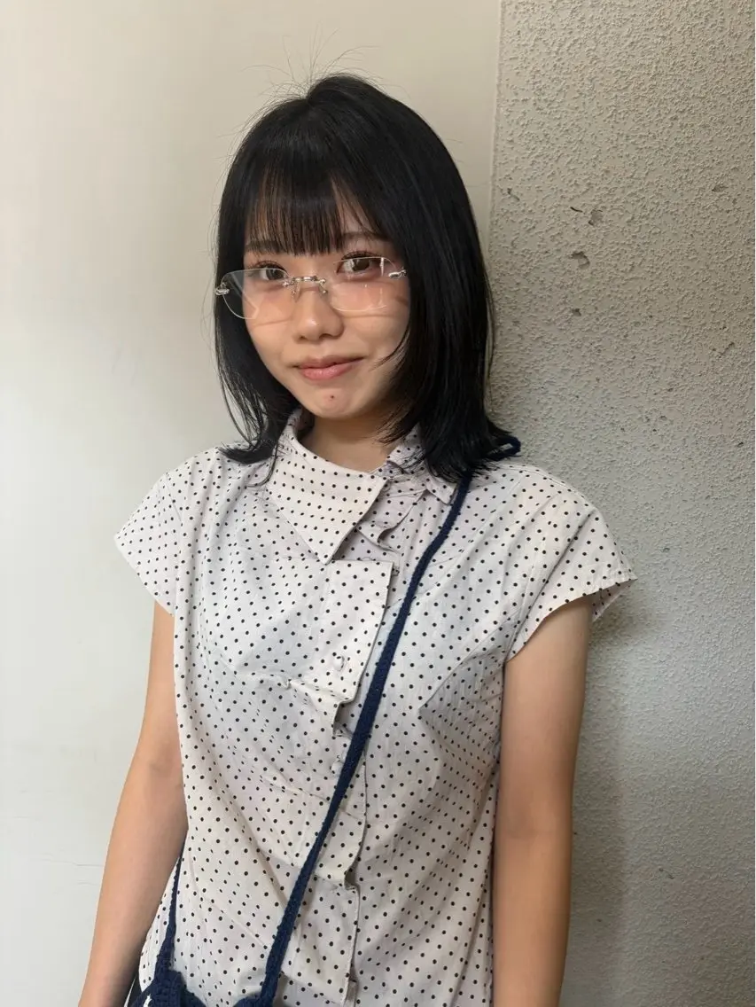 ミディアム 田川 聖菜のヘアスタイル