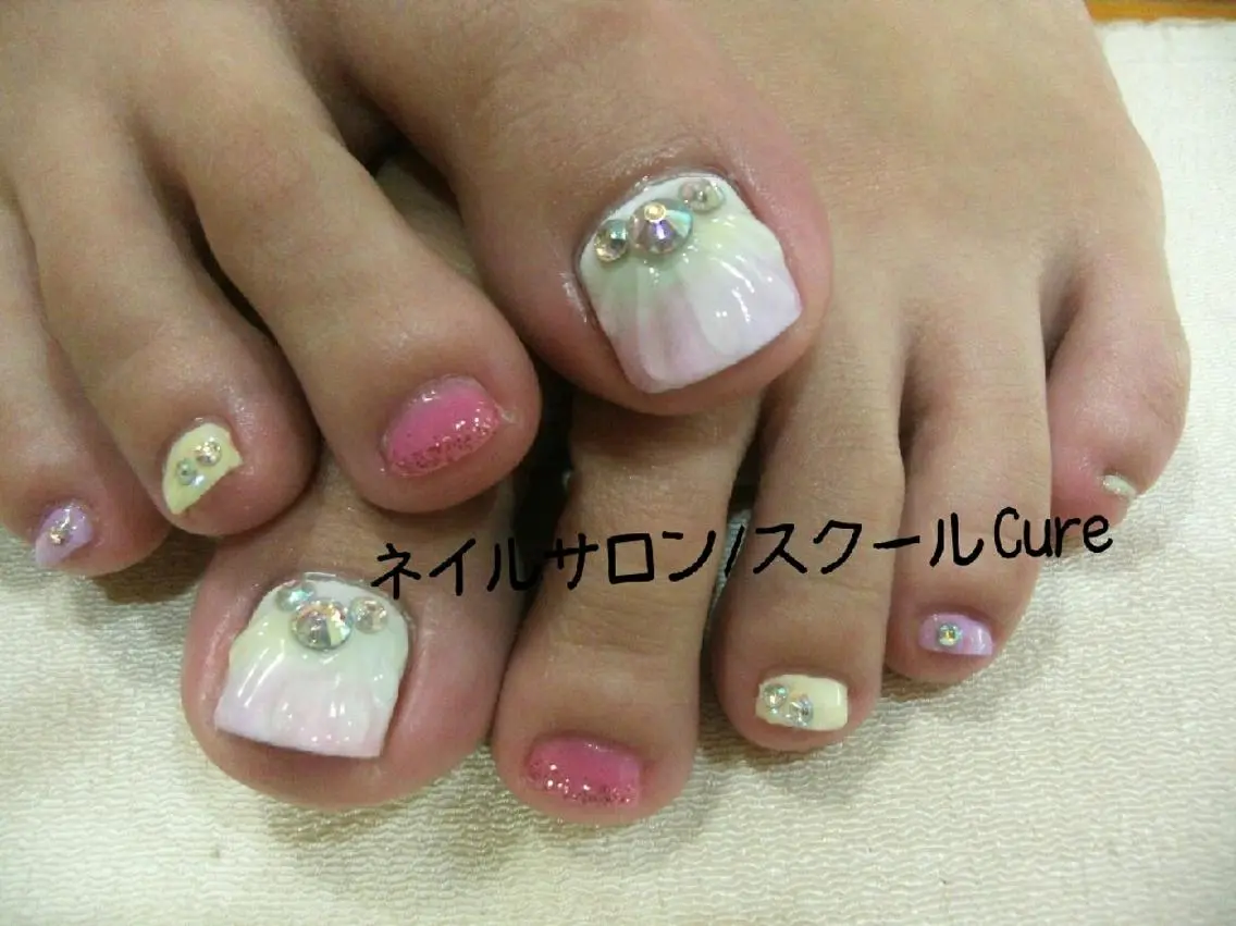 ネイル フットネイル ネイルサロン Cureのネイルデザイン