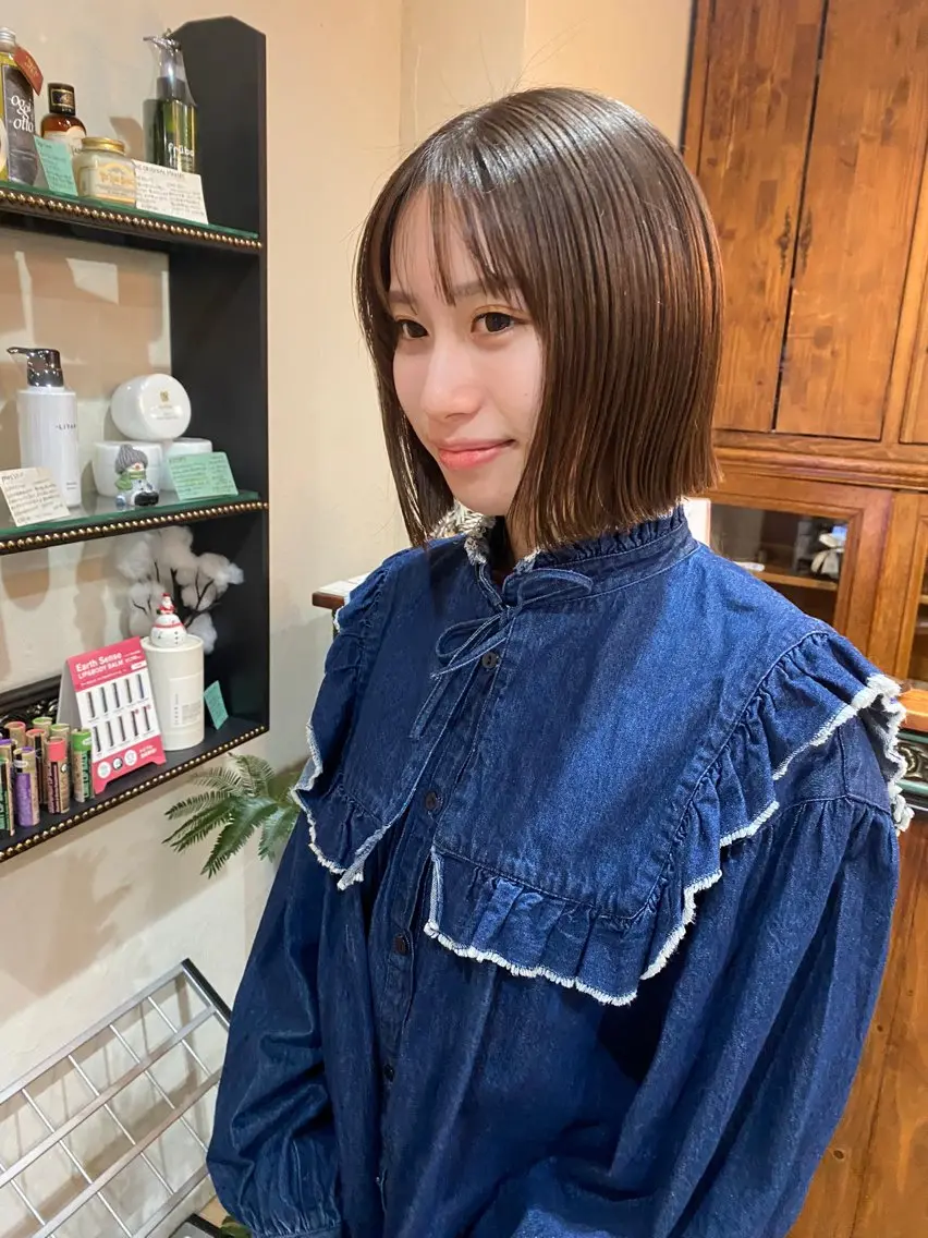 ショート カラー ボブ カット ヘアカラー トリートメント 東田 恋のヘアスタイル