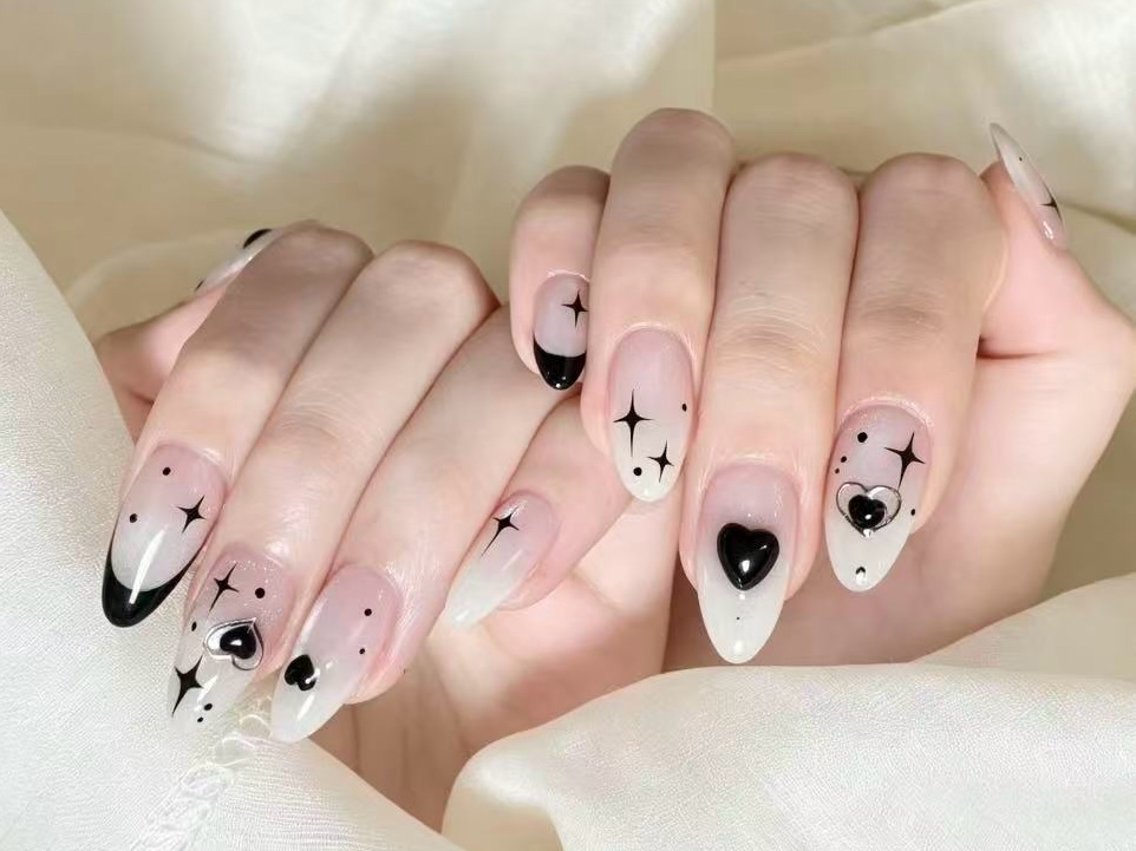 ネイル Nana nailのネイルデザイン