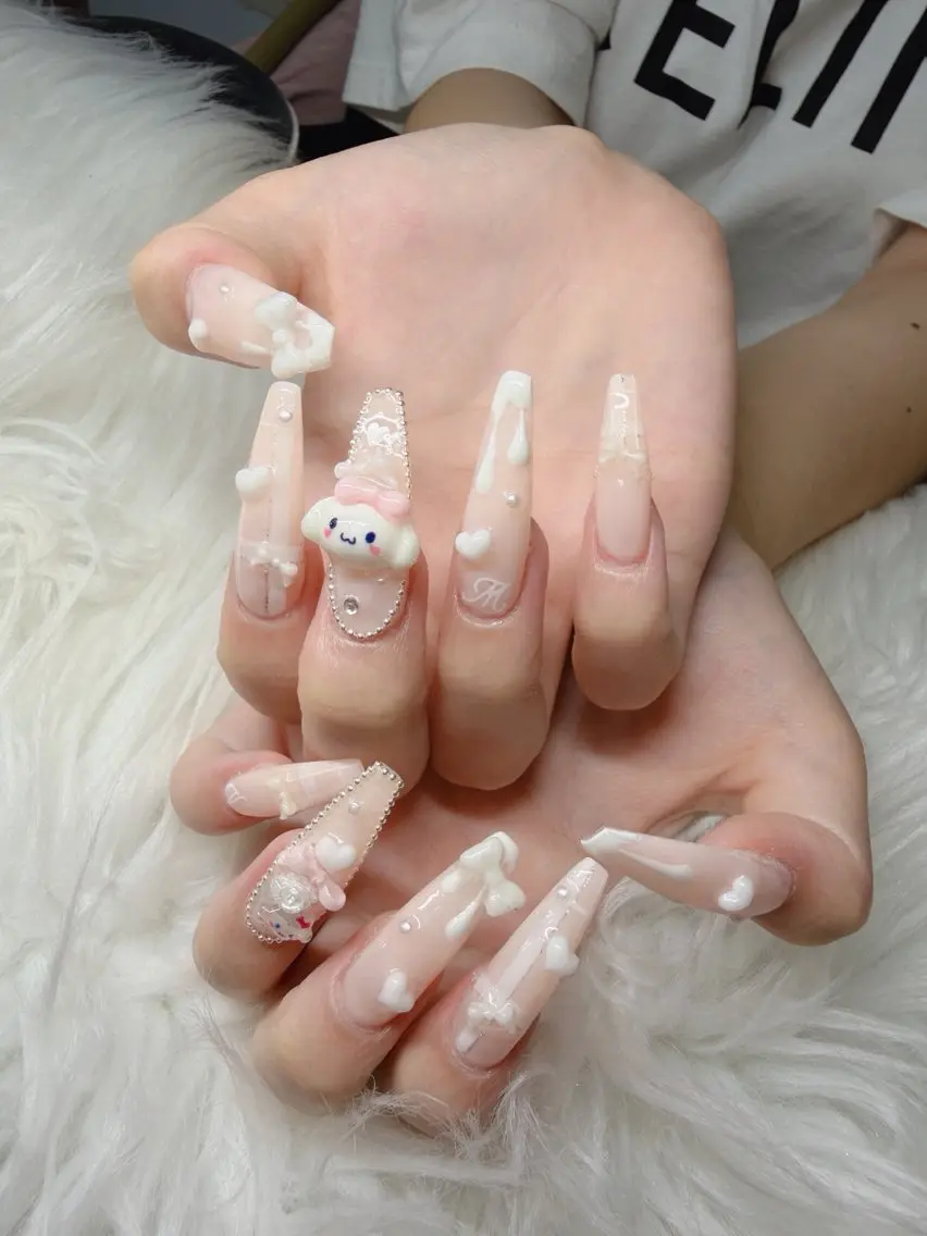 ネイル Lee Nailsのネイルデザイン